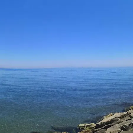 Entre Montana Y Playa Fuengirola